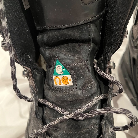 Men’s KEEN 8” work boots size 14 2E - Picture 3 of 10